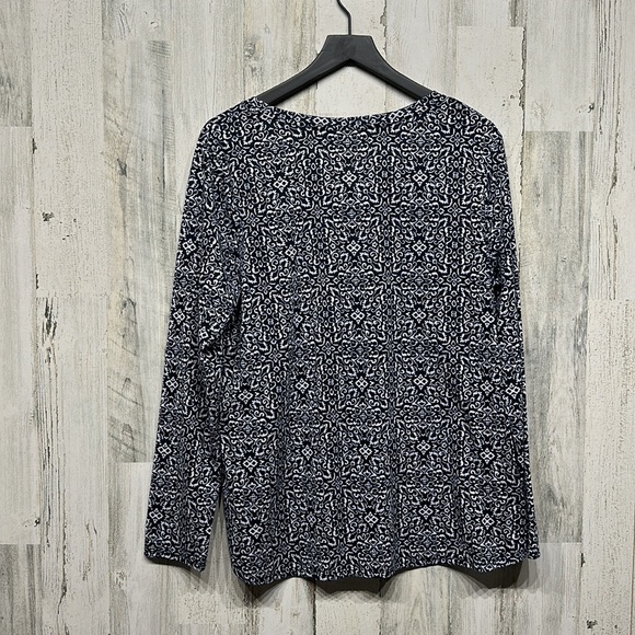 Women’s Faded Glory Navy and White Long Sleeve Size XL - Picture 3 of 4